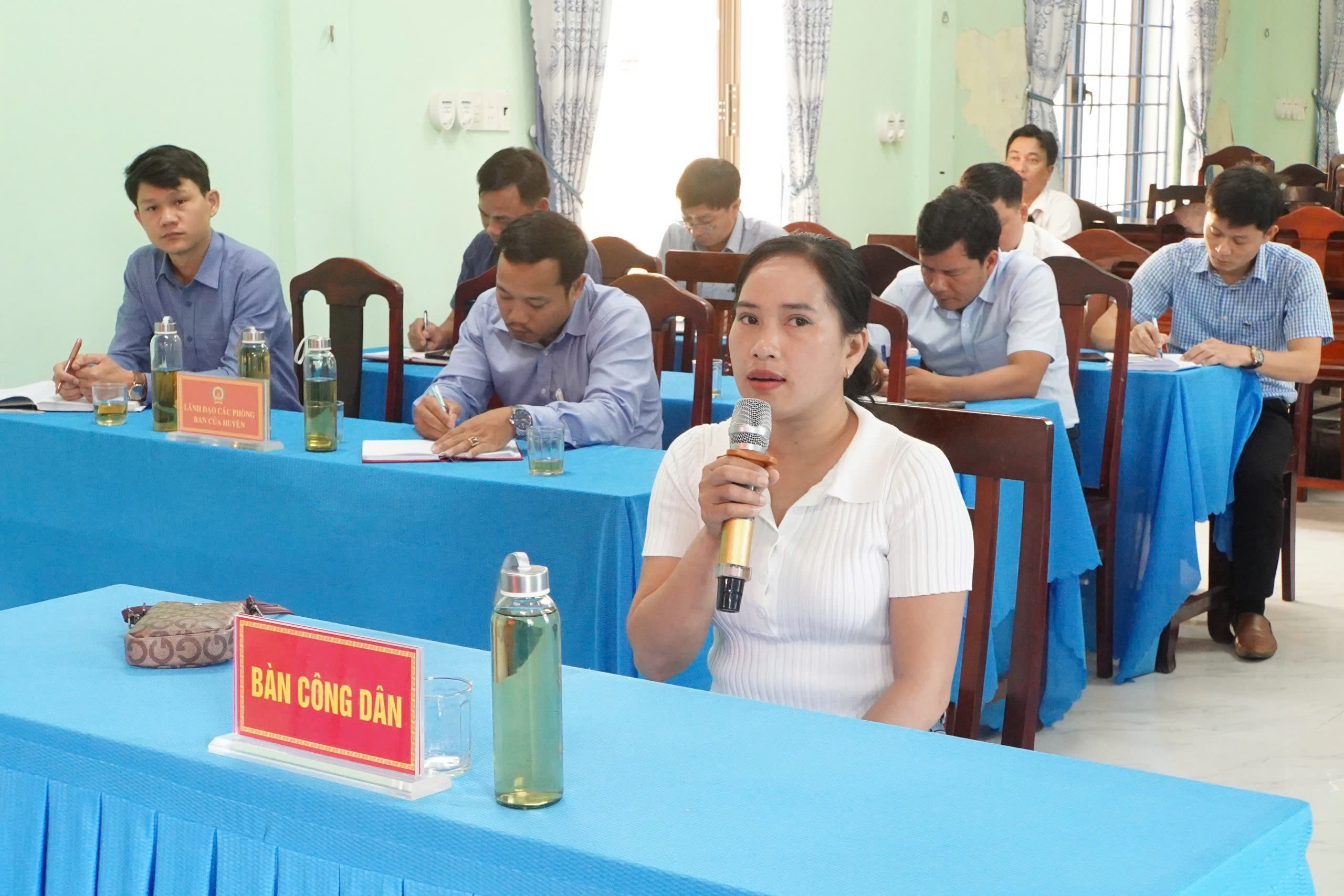 Nhiều kiến nghị liên quan việc cấp giấy chứng nhận quyền sử dụng đất