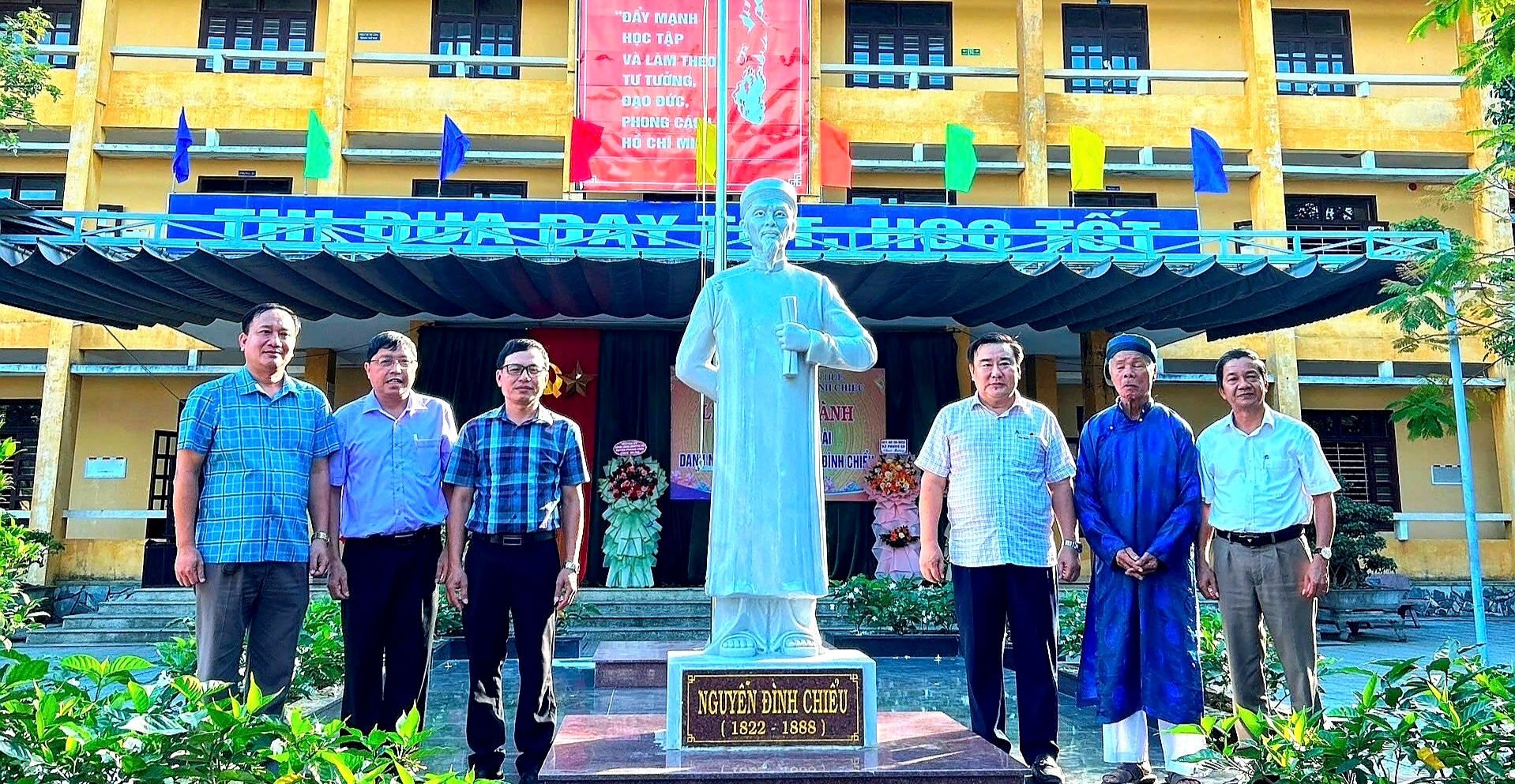 Khánh thành tượng đài Danh nhân văn hóa Nguyễn Đình Chiểu