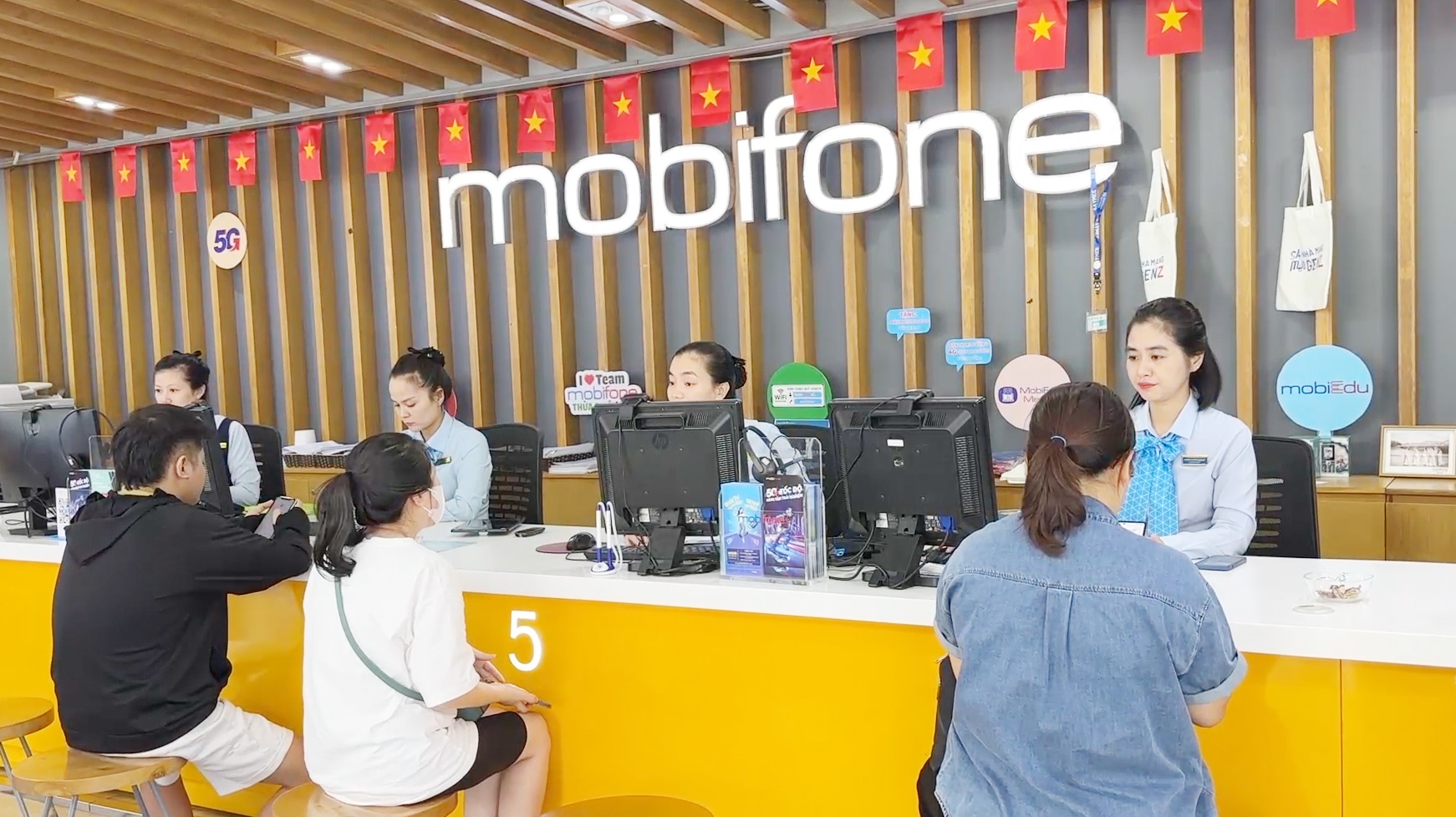 Bản tin Kinh tế - Thị trường ngày 19 10