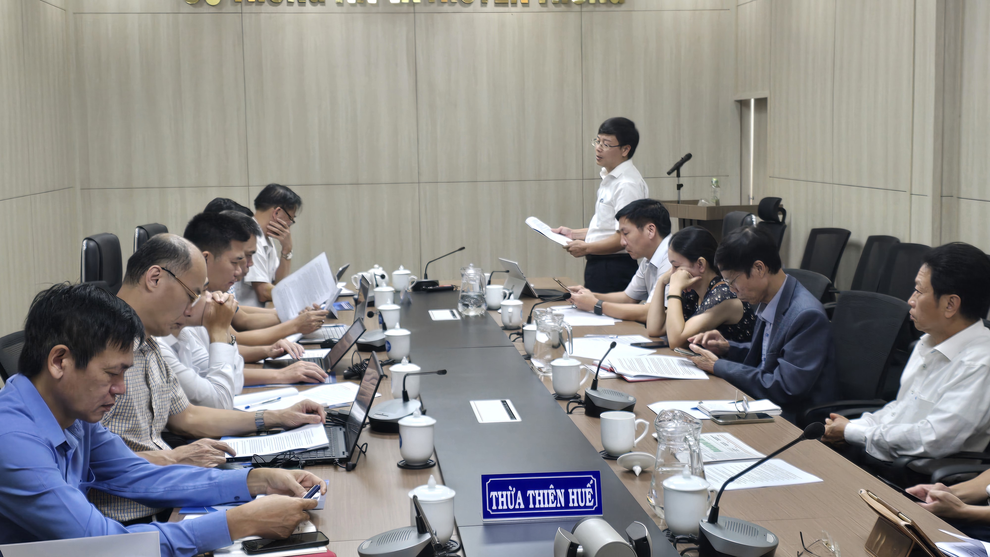 Đề xuất nhiều vấn đề nóng , sát sườn của ngành thông tin và truyền thông