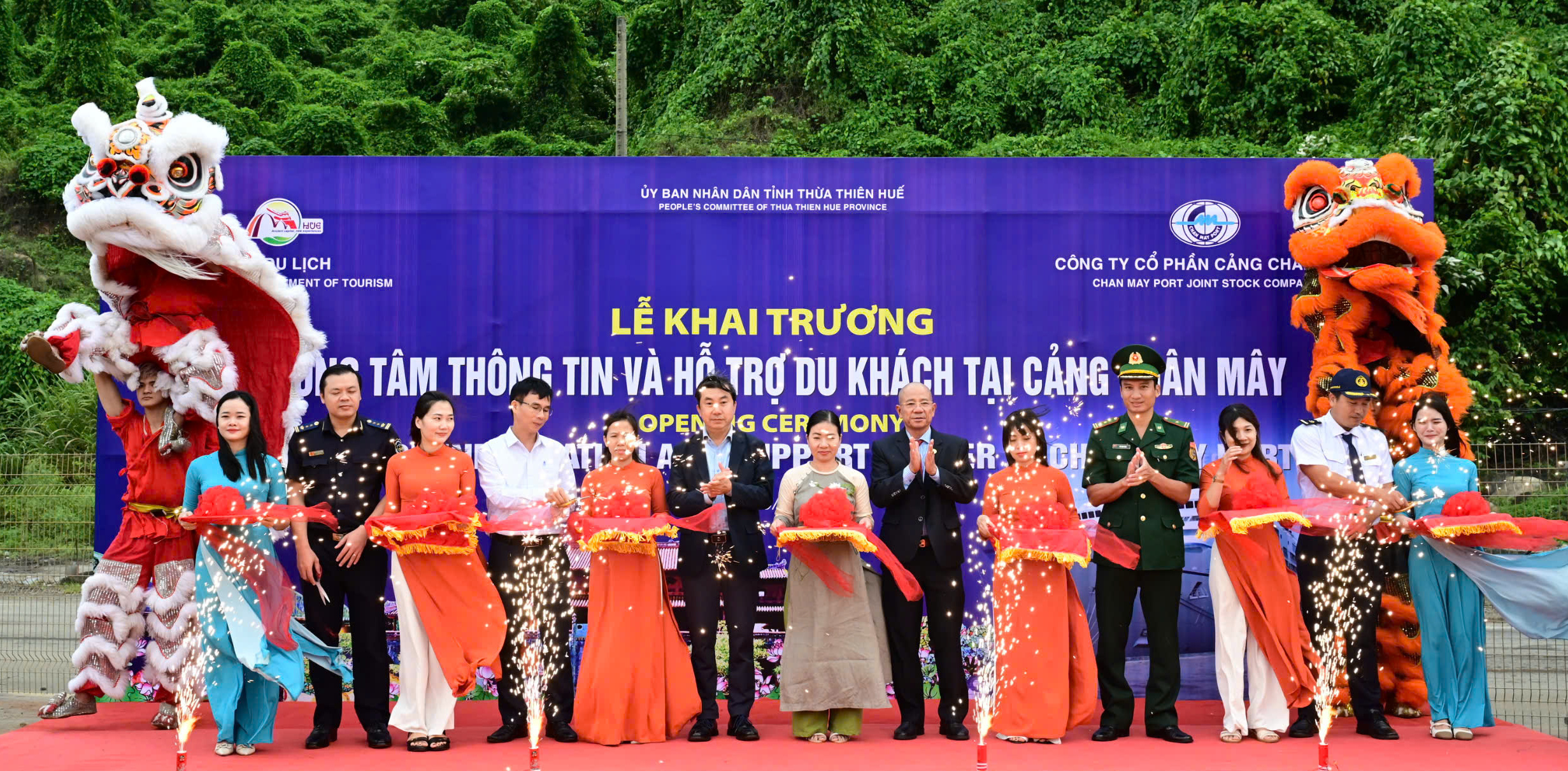Khai trương Trung tâm Thông tin và Hỗ trợ du khách tại Cảng Chân Mây