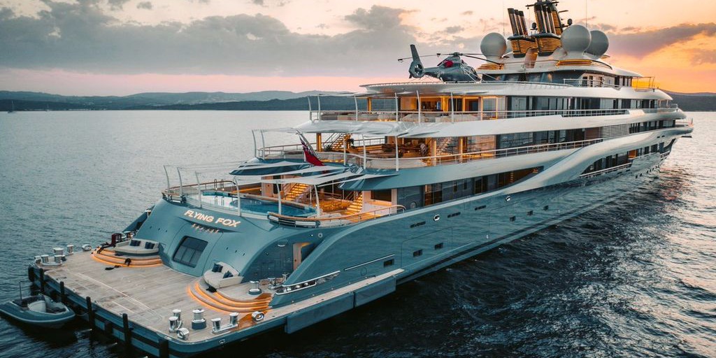 Phát thải từ giới siêu giàu trong 90 phút còn cao hơn trong cả đời người bình thường