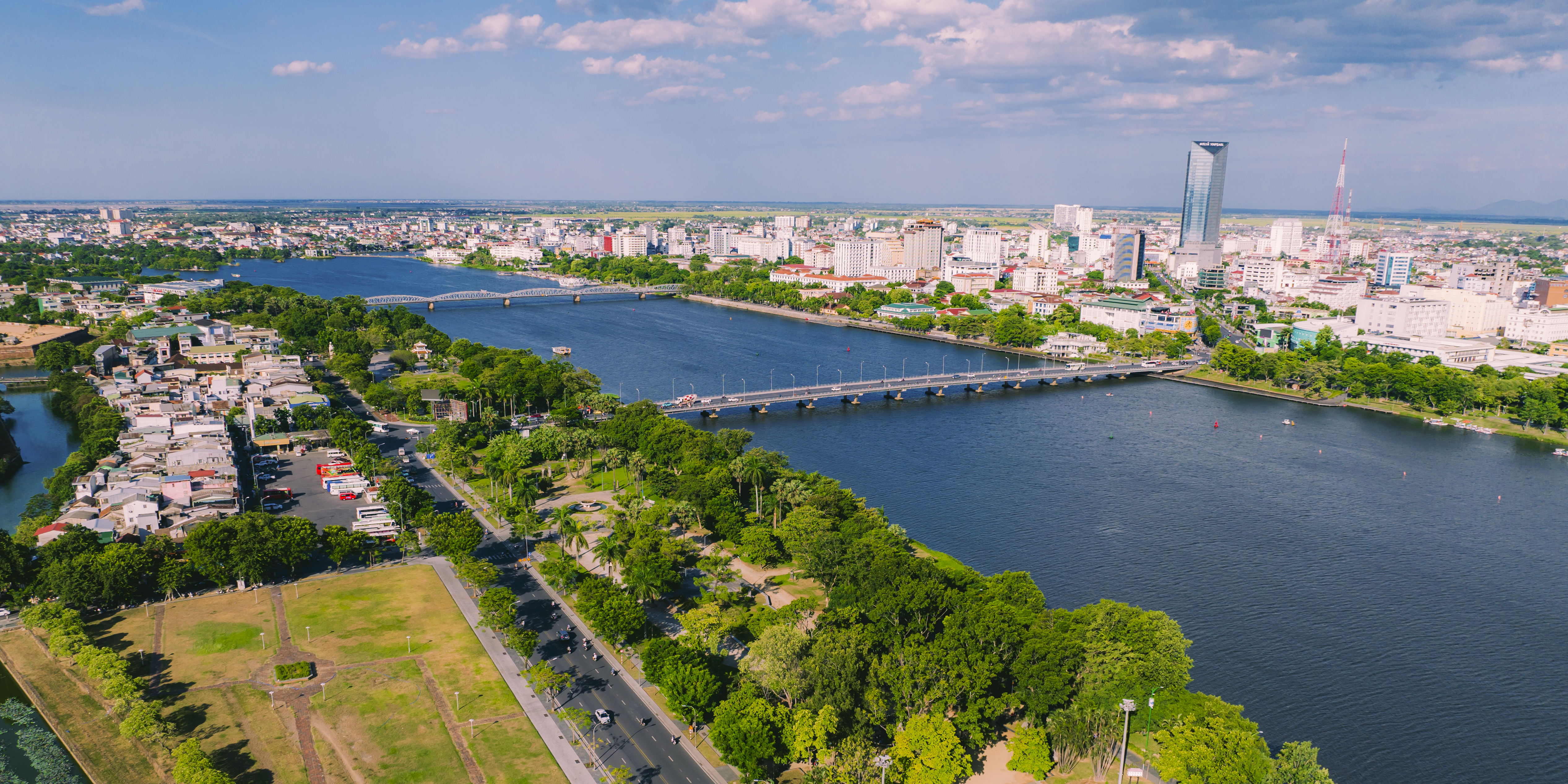 Tạo​ động lực phát triển nhanh, bền vững cho thành phố Huế