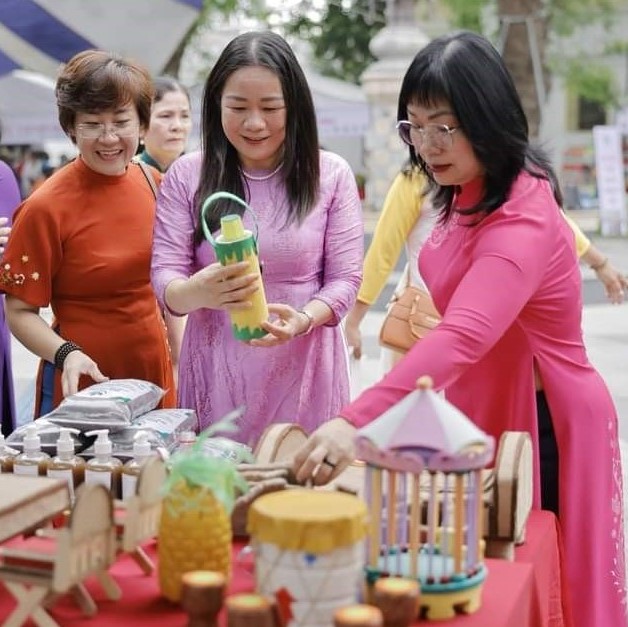 Hướng tới hình mẫu “Giảm rác thải nhựa” - Kỳ II “Thuyết thay đổi” đang ở Huế