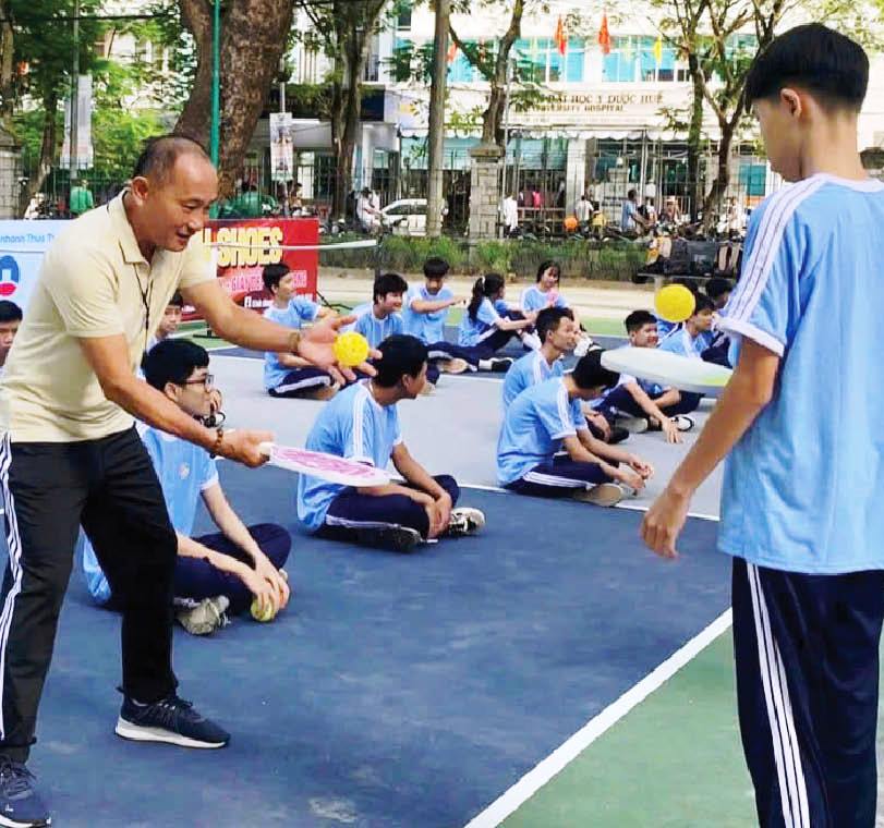 Đa dạng hóa hoạt động thể thao cho học sinh hệ 9+