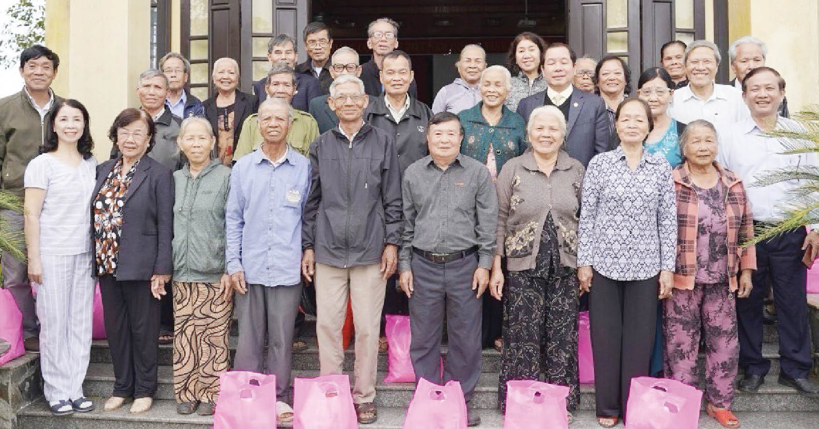 20 năm nghĩa tình