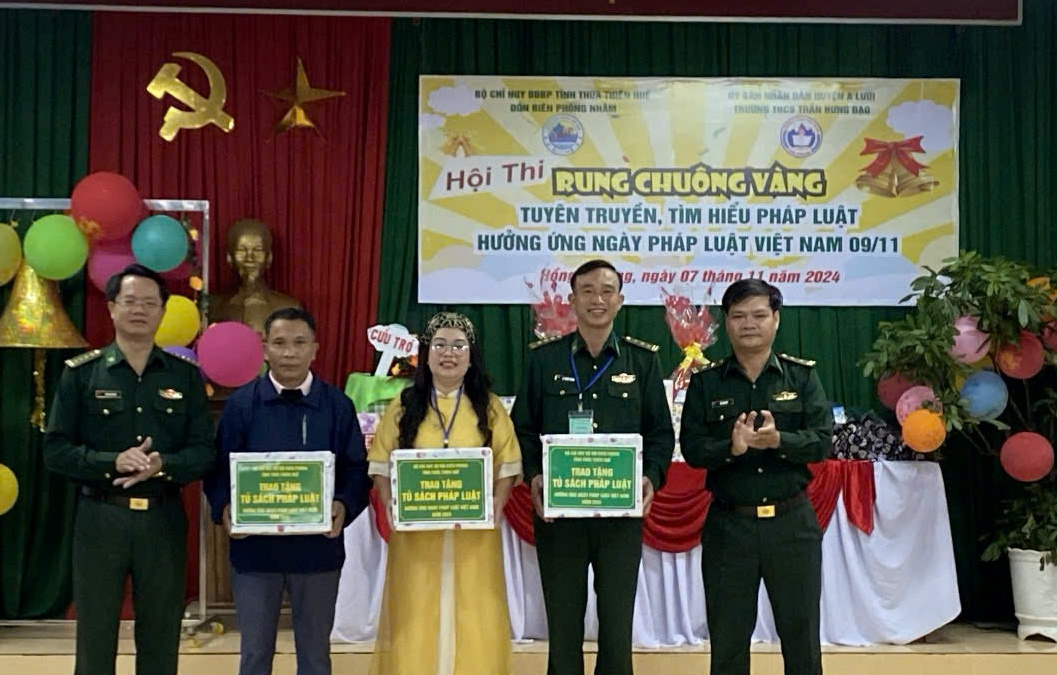 “Rung chuông vàng” nâng cao hiểu biết pháp luật cho học sinh