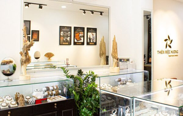 Vật phẩm phong thủy hút tài lộc tại Thiên Mộc Hương, nâng tầm cuộc sống