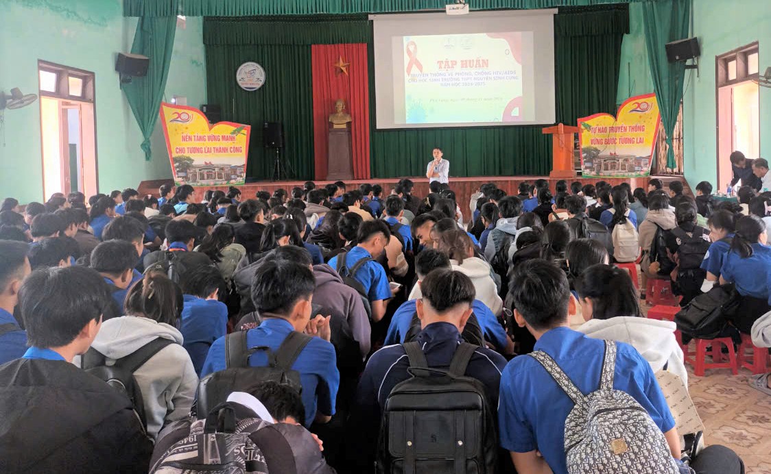 Giúp giới trẻ thay đổi hành vi, dự phòng lây nhiễm HIV