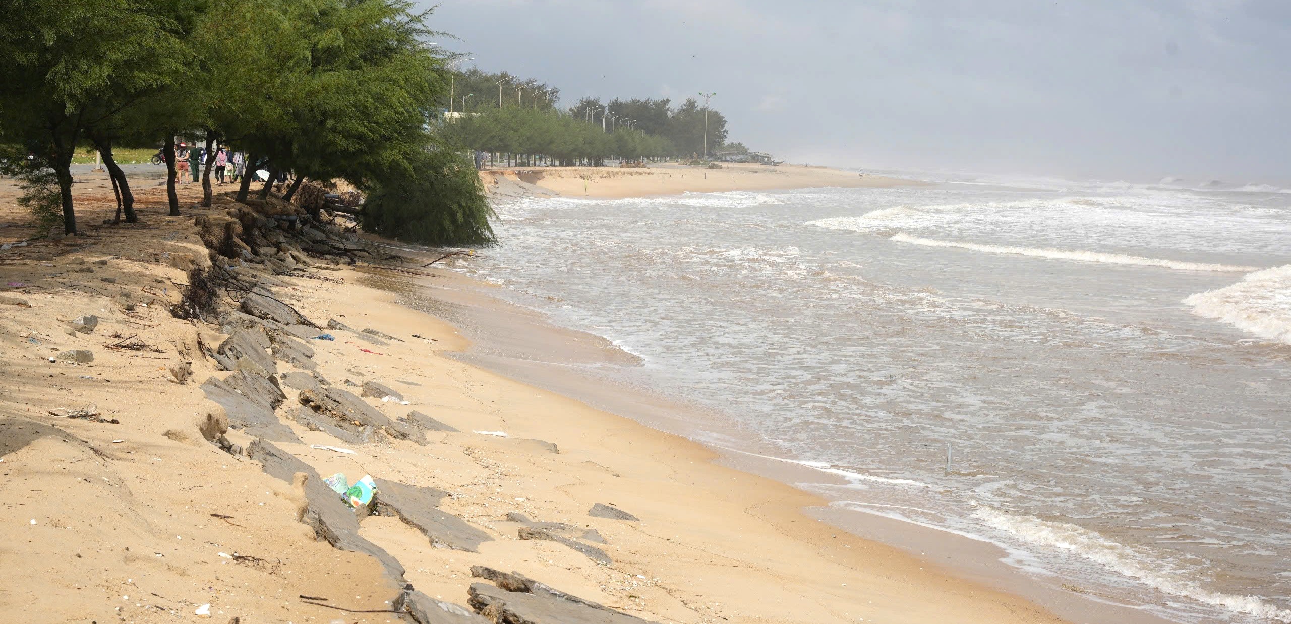 Tăng cường thông tin về diễn biến của bão TORAJI để chủ động ứng phó