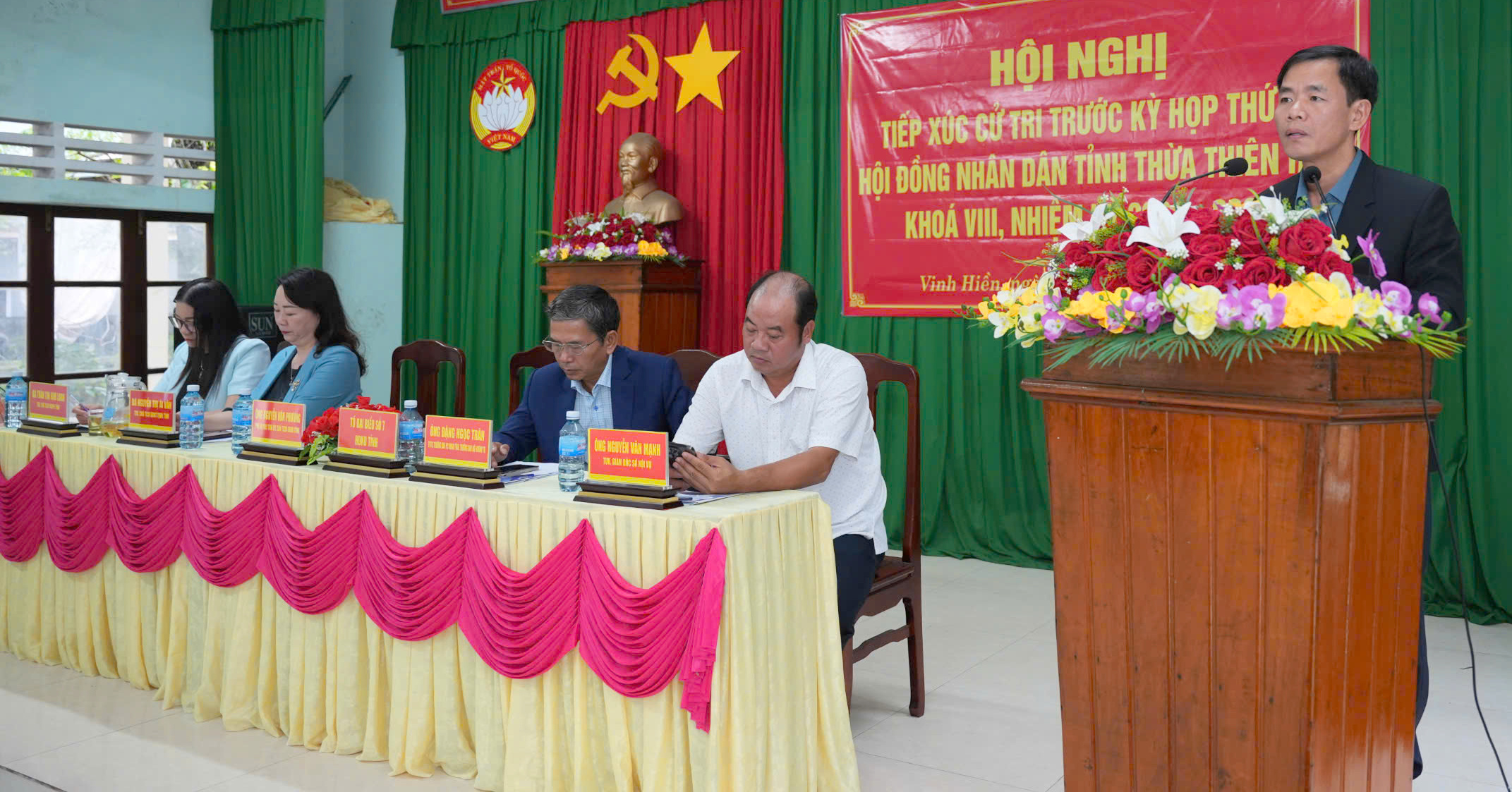 Cử tri vui mừng trước những thành quả phát triển kinh tế-xã hội của tỉnh