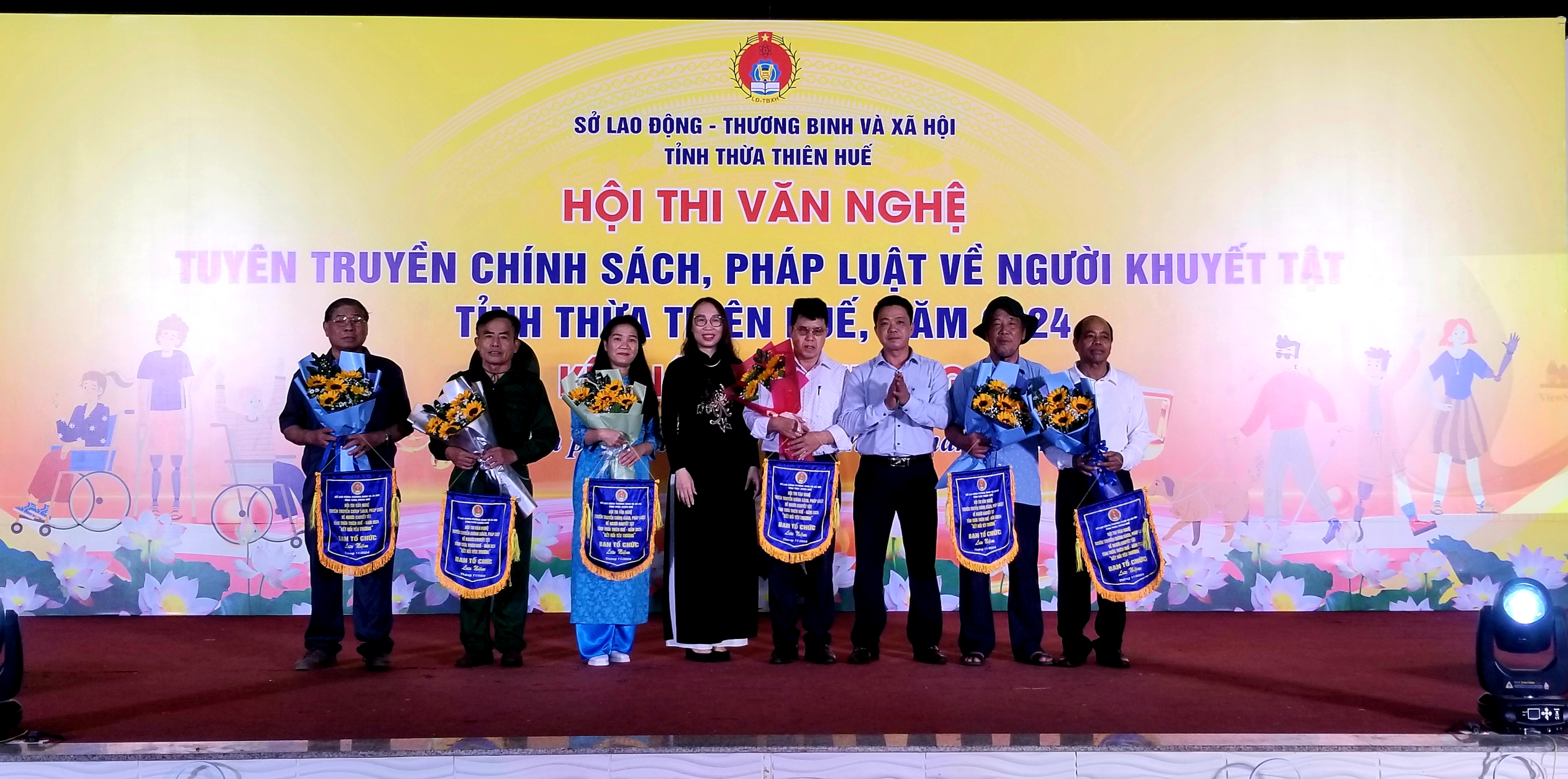 Hội thi văn nghệ tuyên truyền chính sách, pháp luật về người khuyết tật