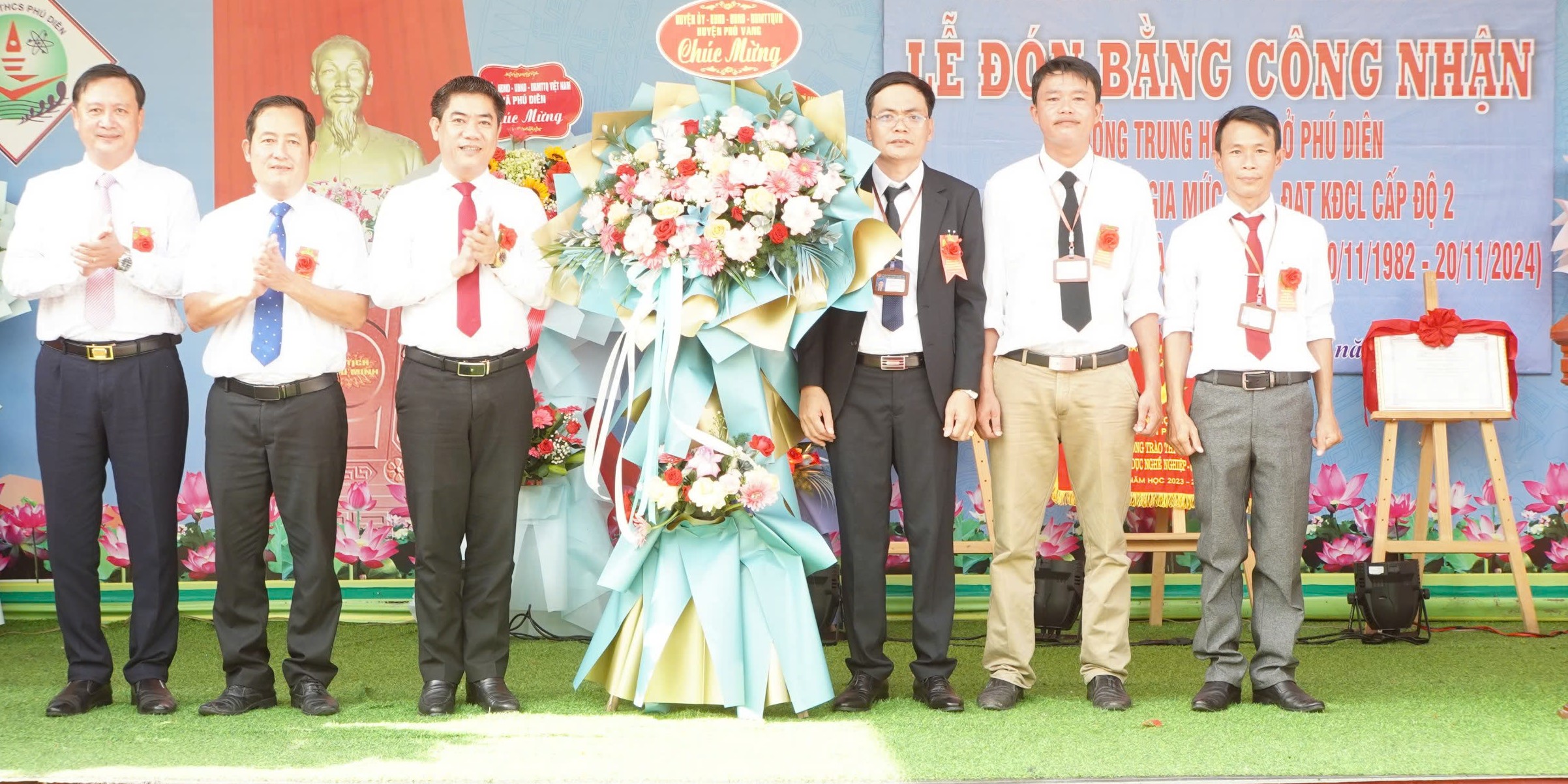 Phú vang nâng tổng số 51 55 trường đạt chuẩn quốc gia