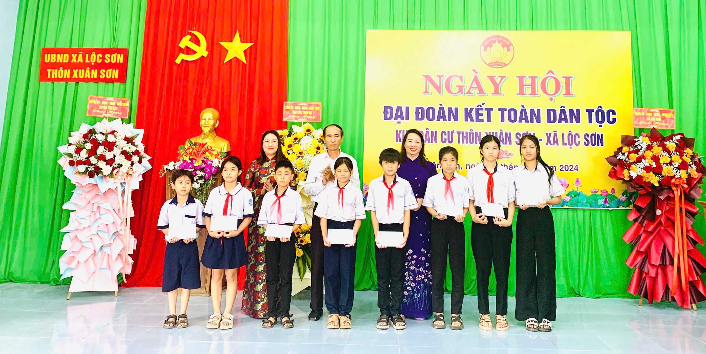 Phát huy sức mạnh đại đoàn kết từng thôn, xóm, khu dân cư
