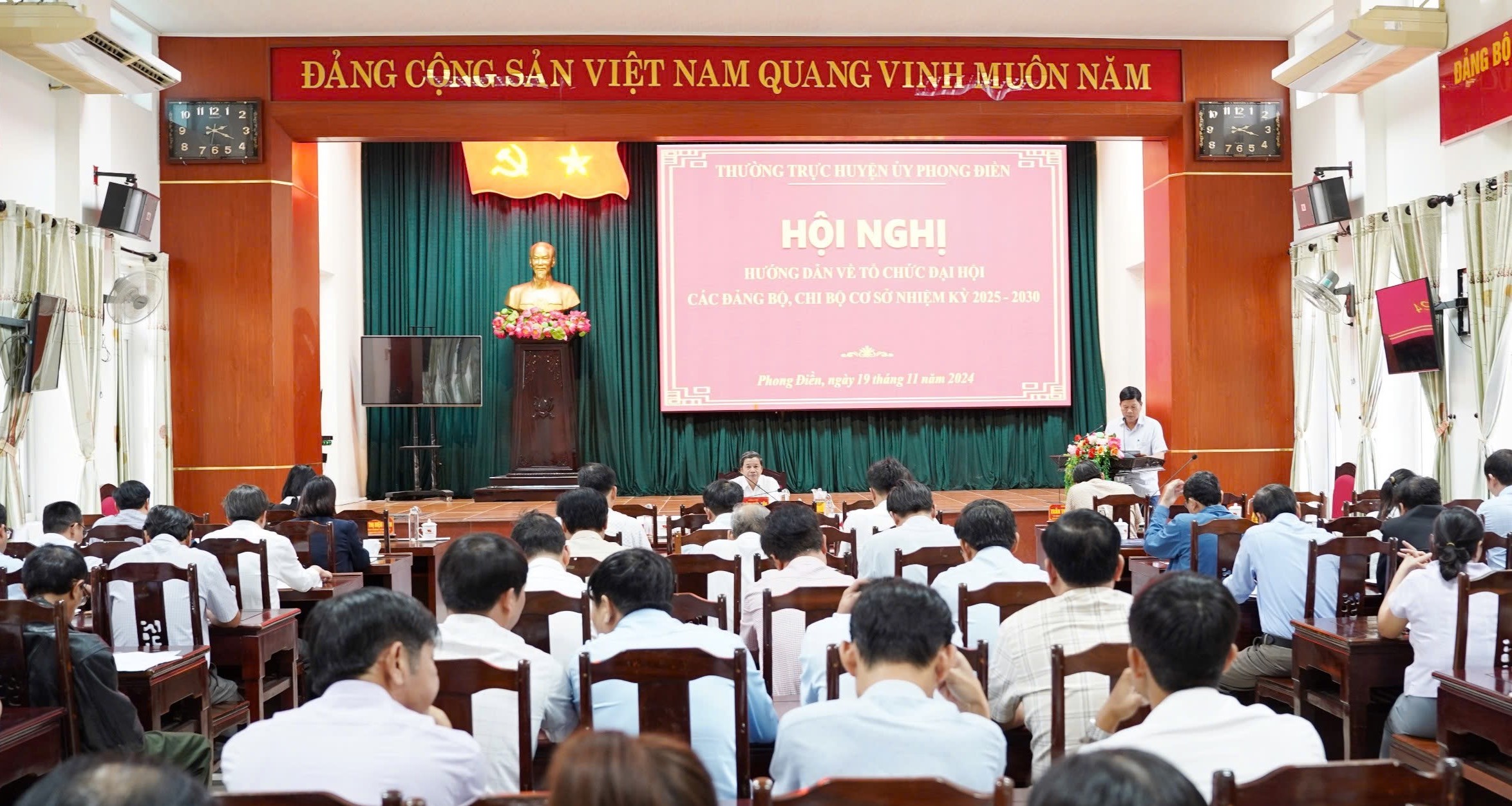 Bám sát nội dung để tổ chức đại hội các chi, đảng bộ nhiệm kỳ tới