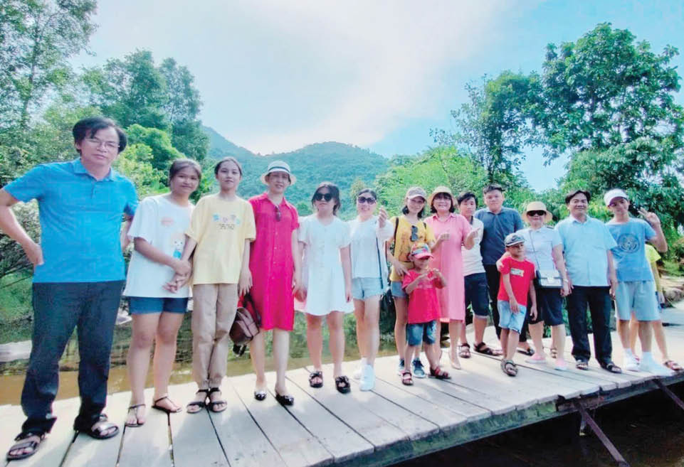 Ngôi trường có 15 cặp vợ chồng cùng công tác