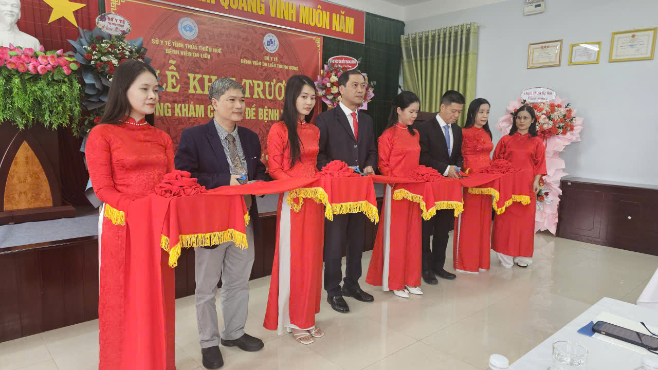 Phòng khám chuyên đề vảy nến đầu tiên tại Huế đi vào hoạt động