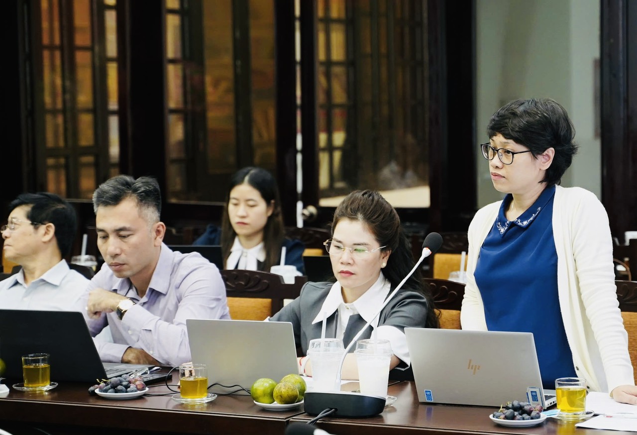 Tăng cường cán bộ nữ tham gia cấp ủy