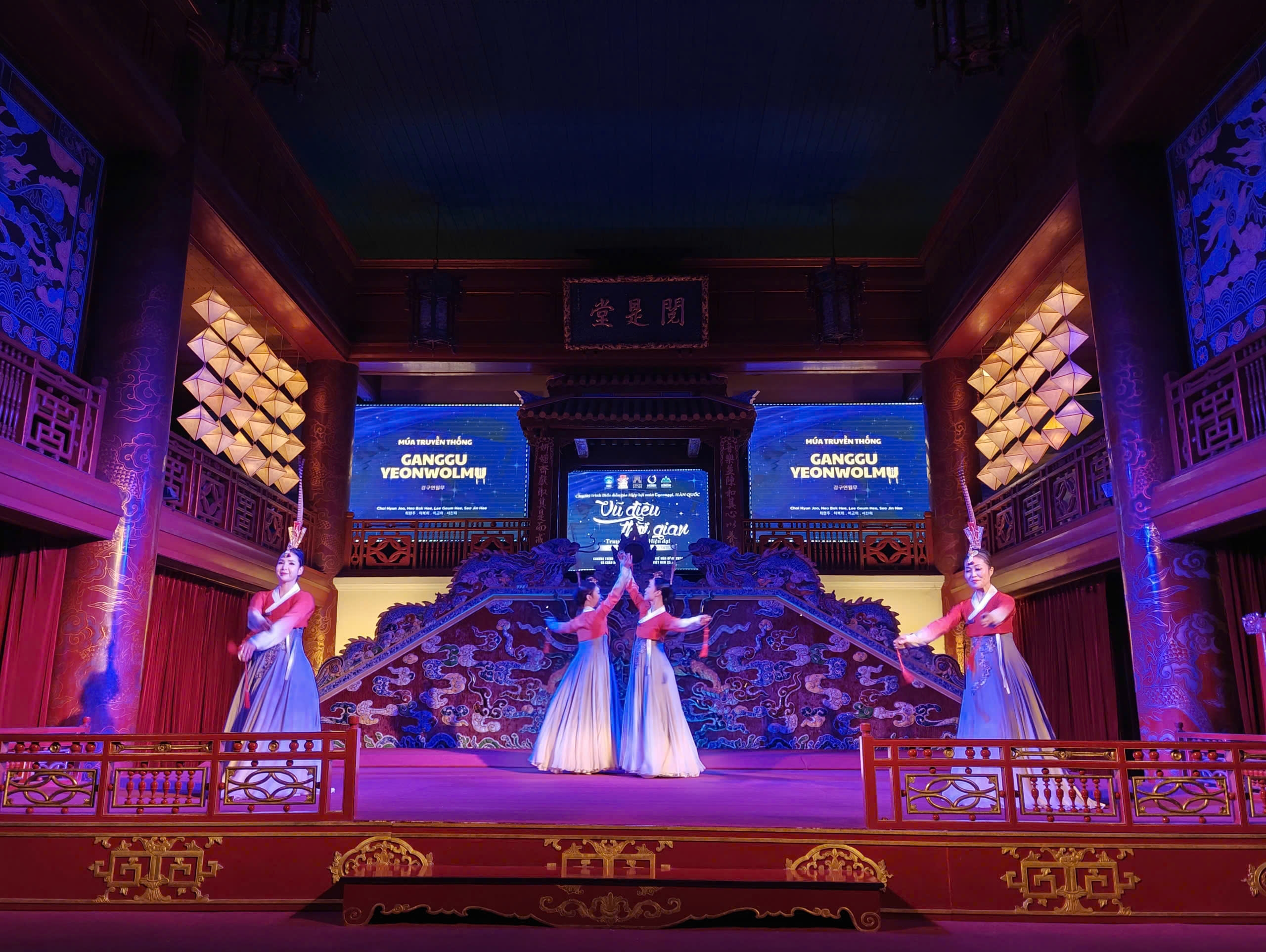 “Vũ điệu thời gian”