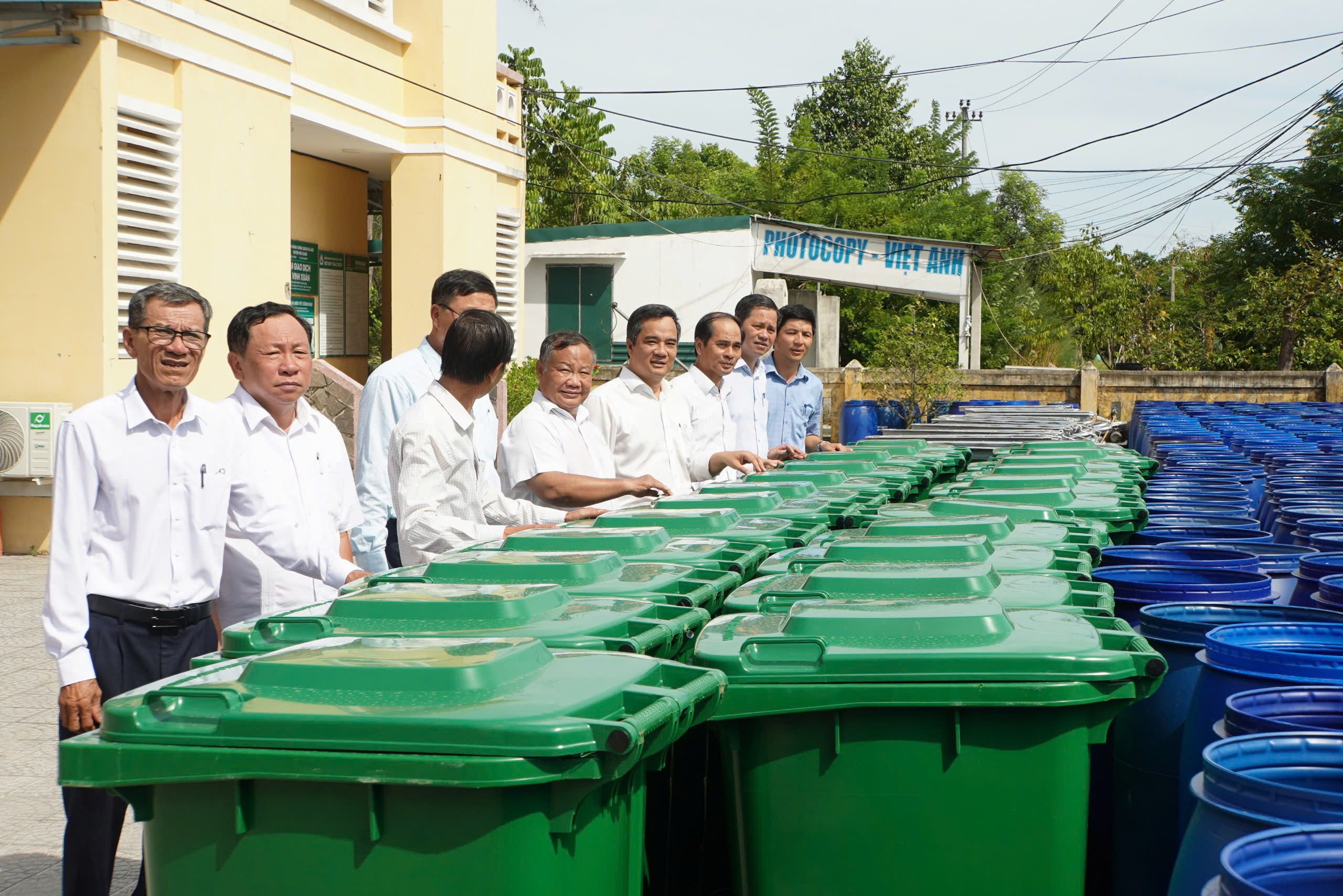 Sẽ nhân rộng mô hình phân loại thu gom và vận chuyển rác thải sinh hoạt ở nông thôn