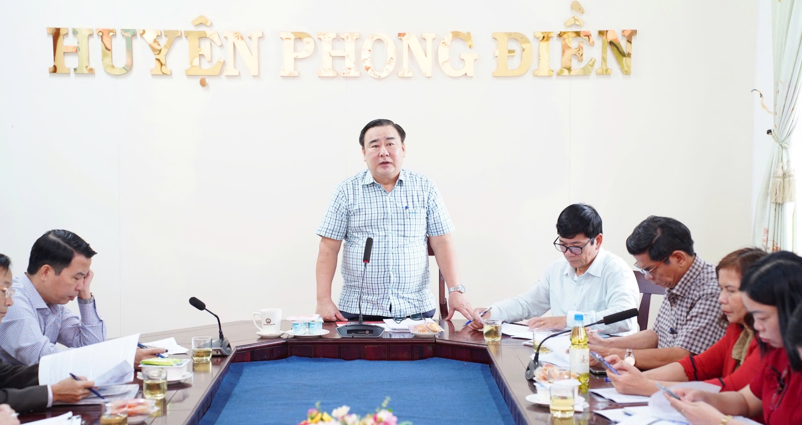 Phong Điền còn 1,44 hộ nghèo