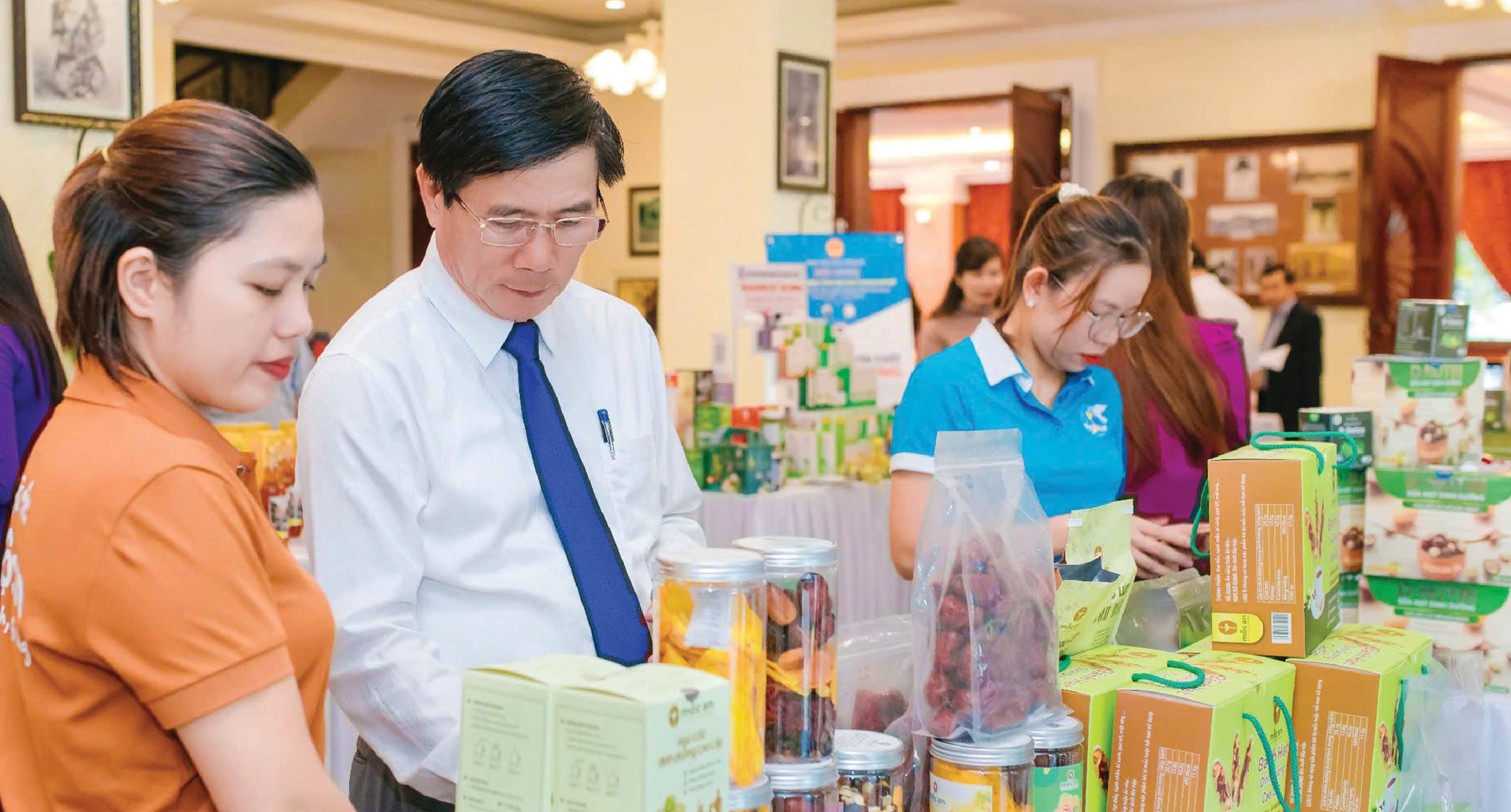 Đồng bộ giải pháp để thu ngân sách bền vững