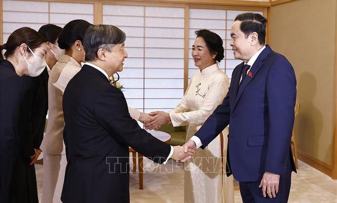 Chủ tịch Quốc hội và Phu nhân hội kiến Nhà vua và Hoàng hậu Nhật Bản