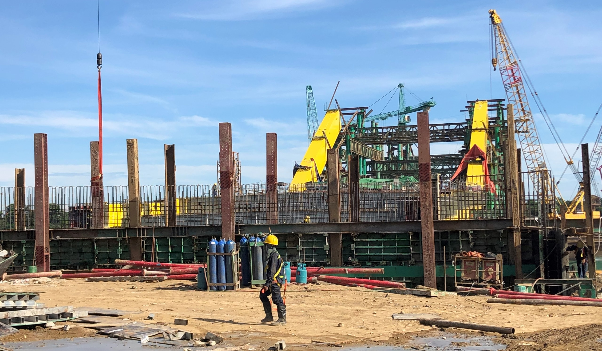 Đảm bảo mặt bằng, đẩy nhanh tiến độ các dự án trọng điểm