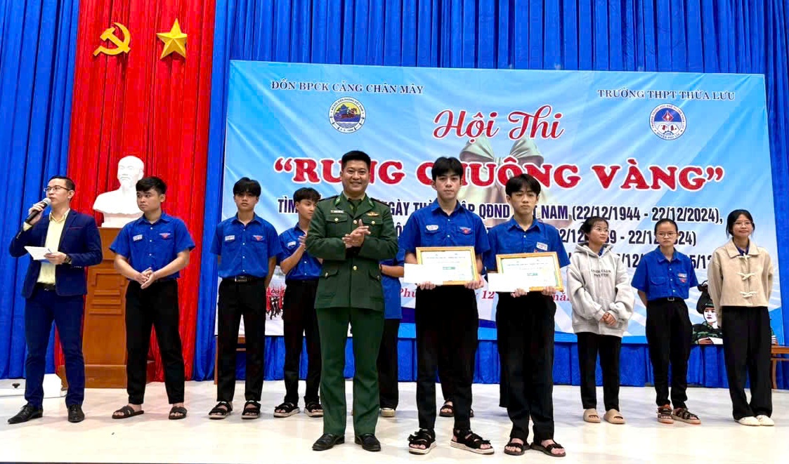 Nâng cao nhận thức cho giới trẻ trong bảo vệ chủ quyền lãnh thổ