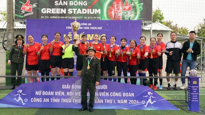 Công an TP Huế vô địch Giải bóng đá 7 người nữ đoàn viên, hội viên, đoàn viên Công đoàn Công an tỉnh