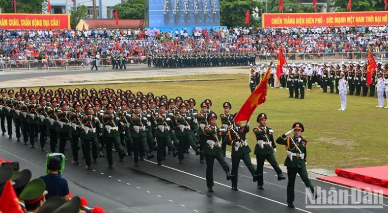 Phát huy truyền thống anh hùng, sự nghiệp vẻ vang, xây dựng Quân đội nhân dân Việt Nam vững mạnh, bảo vệ vững chắc Tổ quốc Việt Nam xã hội chủ nghĩa