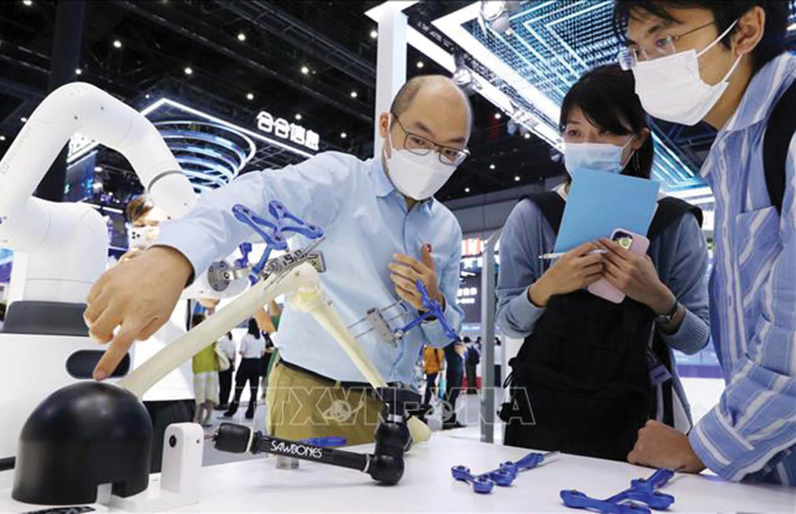 Phải nỗ lực thu hẹp khoảng cách kỹ năng AI vào năm 2025