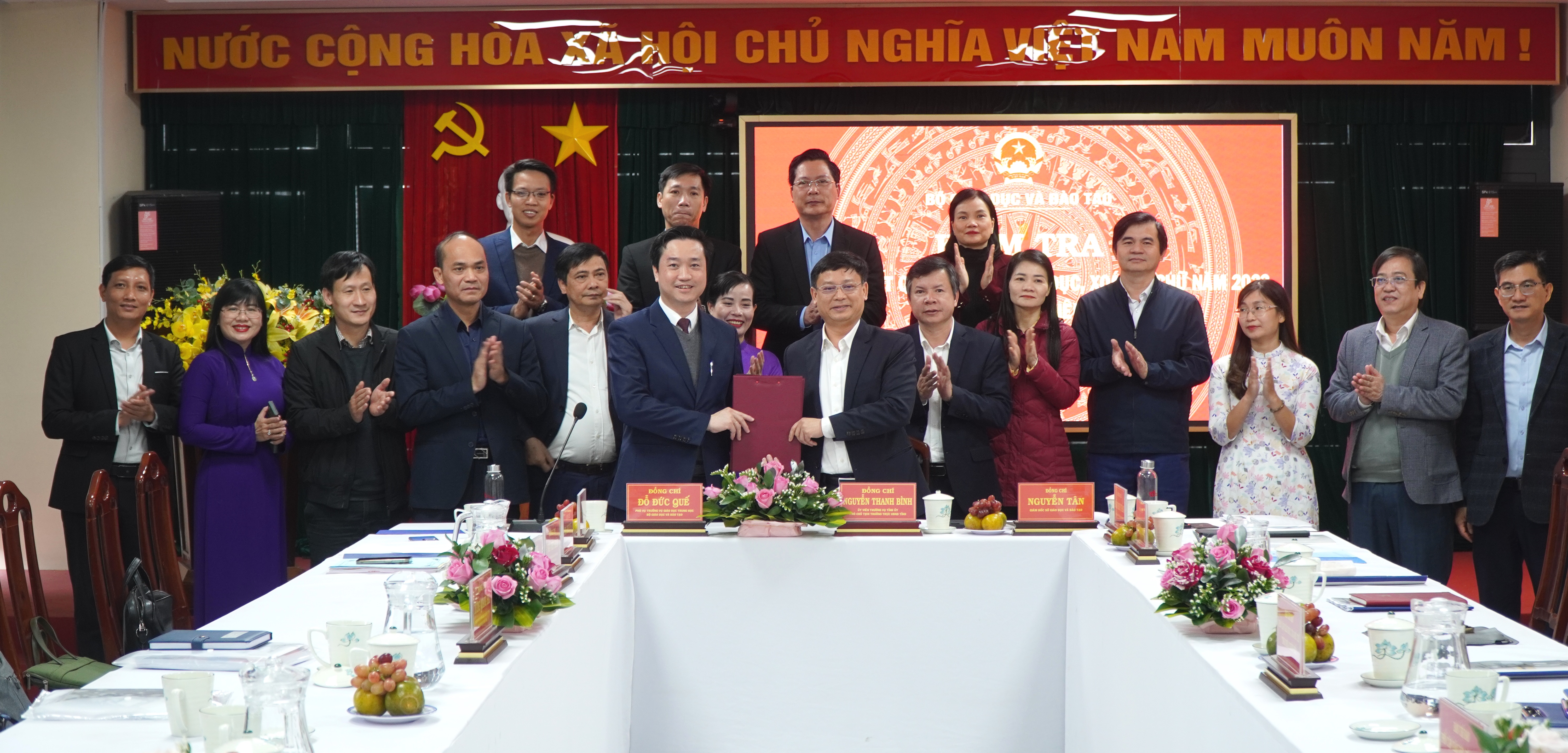 Thừa Thiên Huế đạt chuẩn phổ cập giáo dục trung học cơ sở và xóa mù chữ mức độ 2