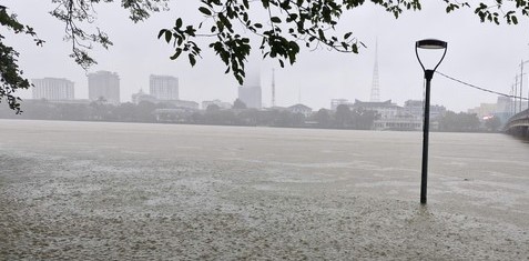 Không khí lạnh suy yếu, nhưng tiếp tục có mưa