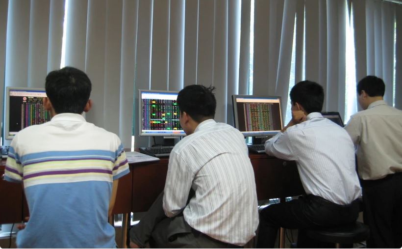 Thị trường chứng khoán tiếp tục tích lũy trong bối cảnh thận trọng