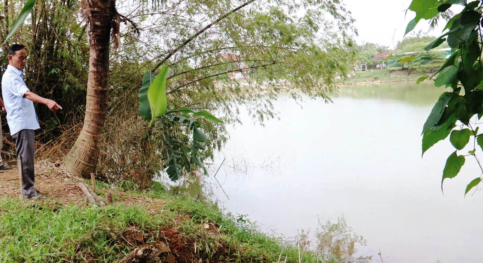 Quan tâm đầu tư kè chống sạt lở bờ sông Truồi