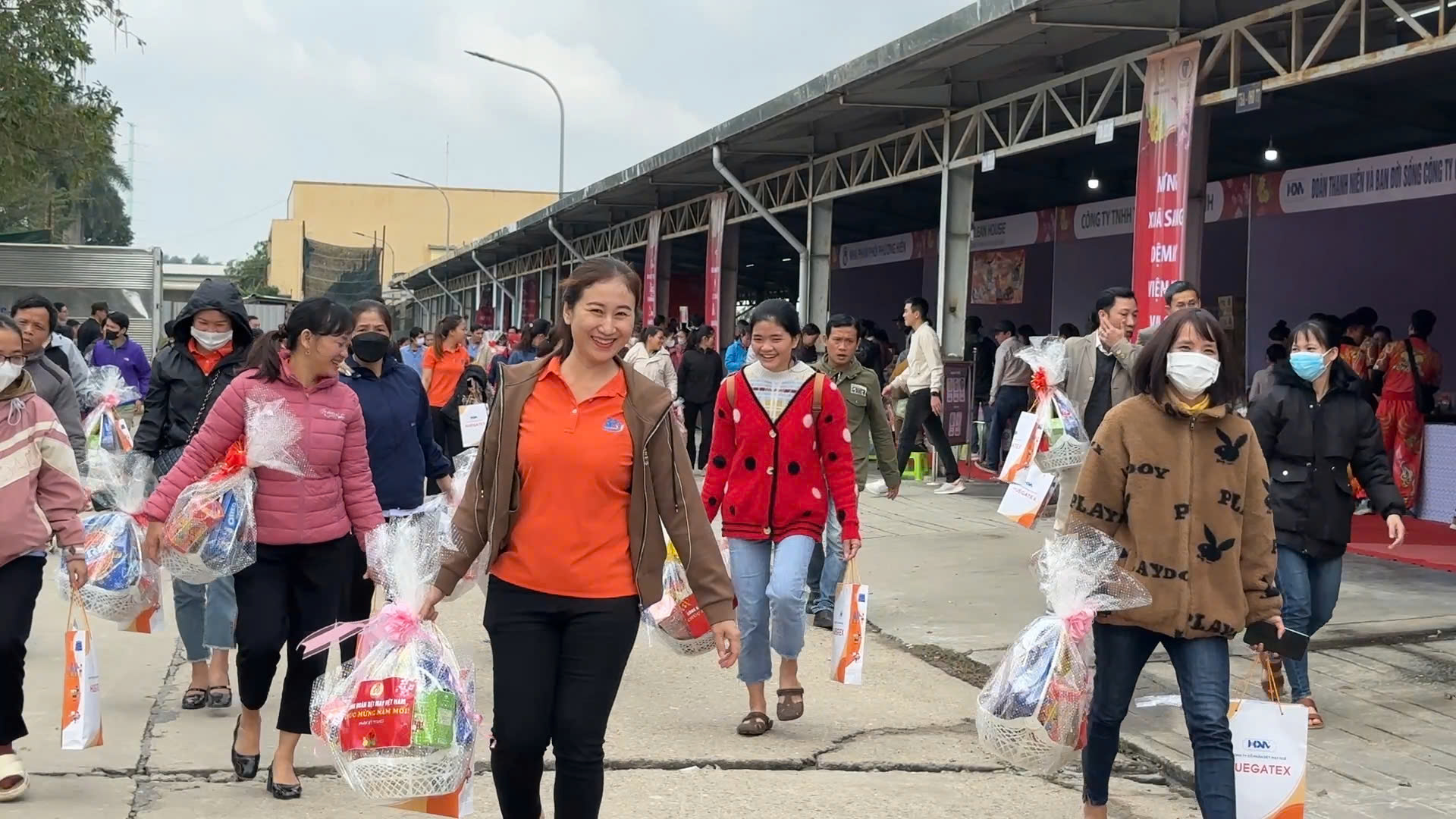 Tết ấm cho đoàn viên, người lao động