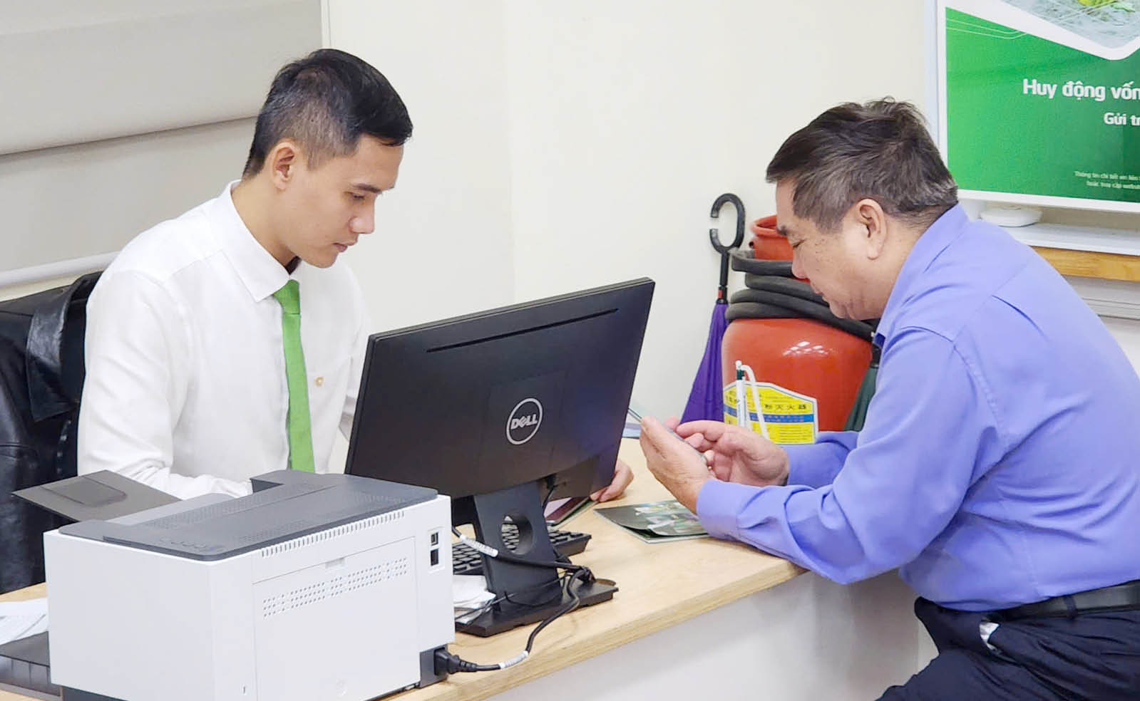 Chạy nước rút cập nhật thông tin sinh trắc học