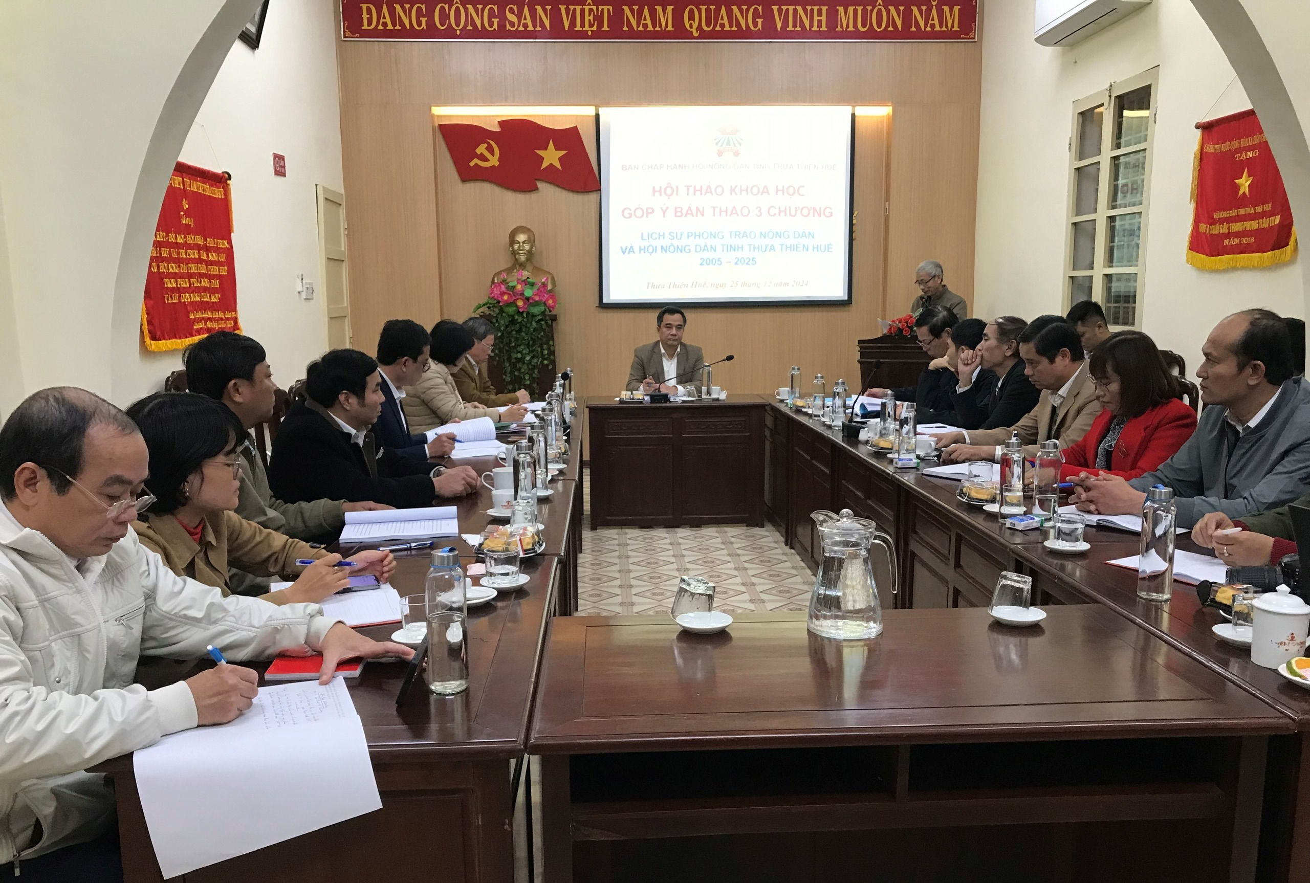 Góp ý nội dung bản thảo về lịch sử phong trào và tổ chức Hội Nông dân 2005 - 2025