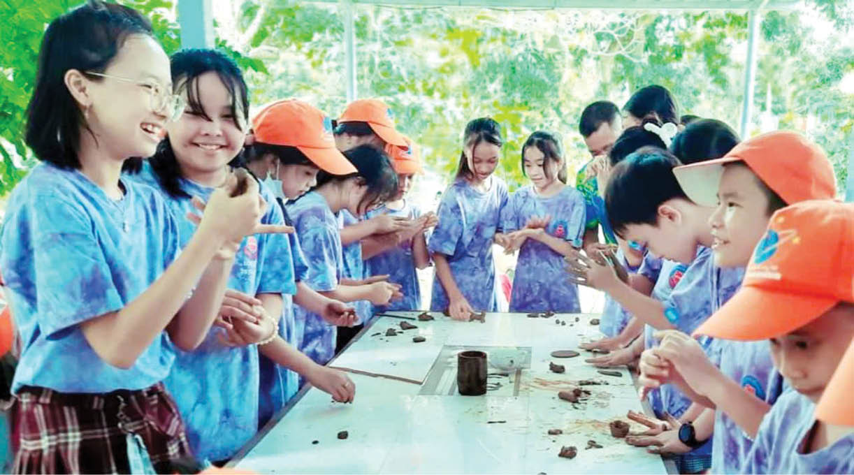 Hoàn thiện hạ tầng cho ngành giáo dục