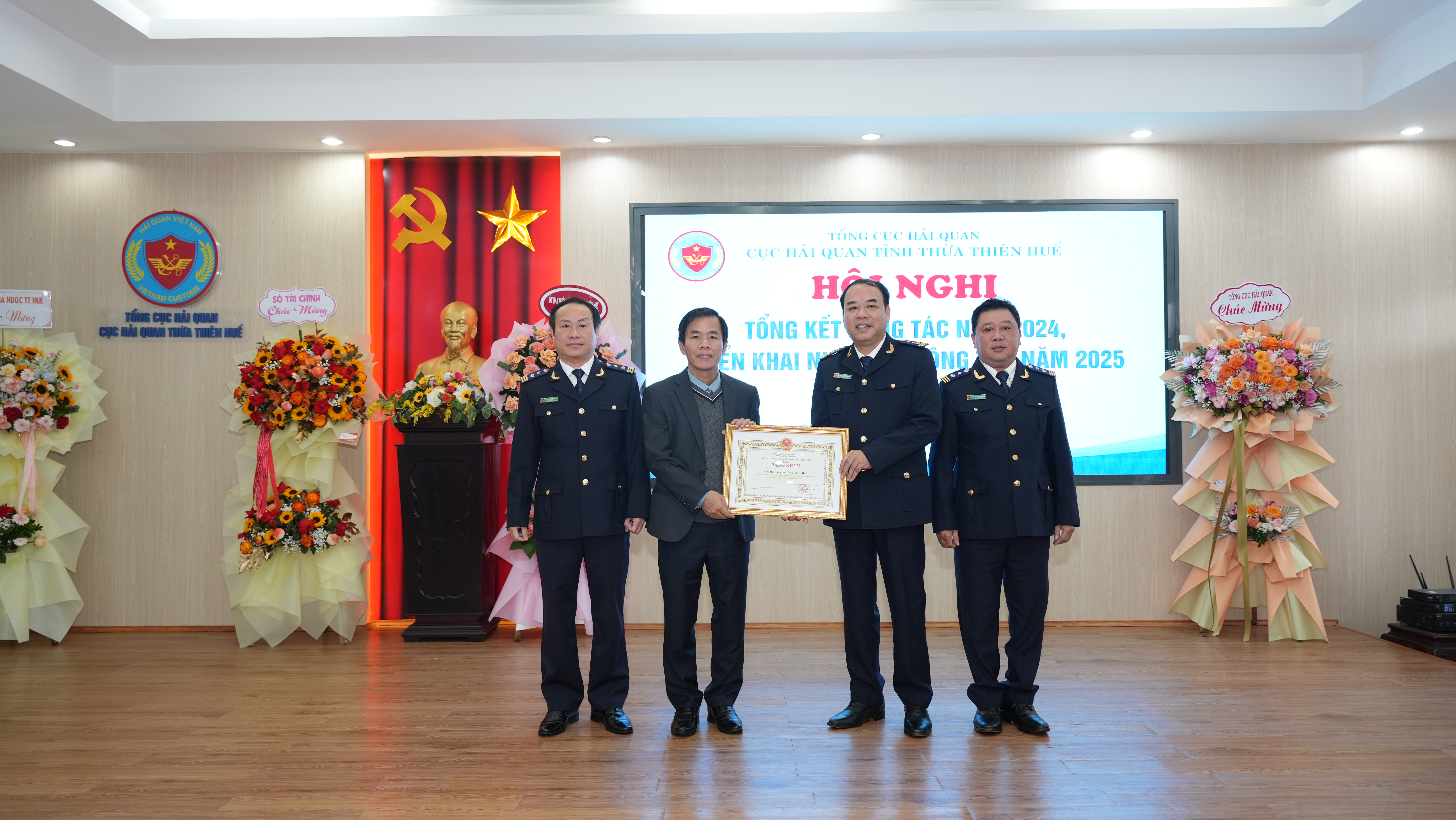 Tăng cường các giải pháp thực hiện nhiệm vụ thu ngân sách