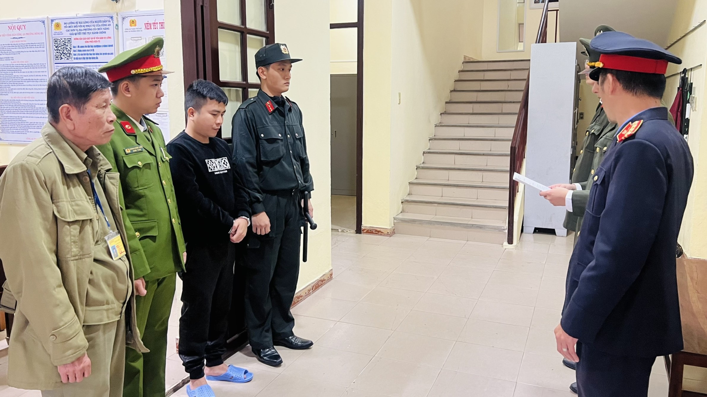 Phá đường dây đánh bạc trực tuyến quy mô hơn 300 tỷ đồng