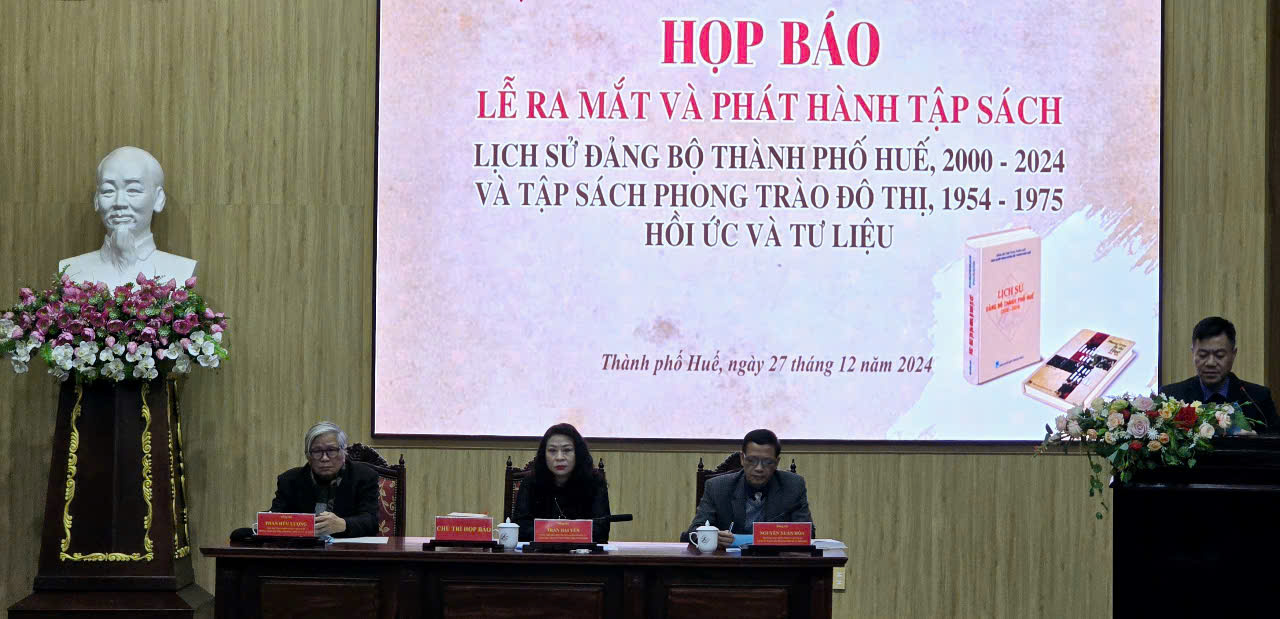 Ra mắt, phát hành sách Lịch sử Đảng bộ và phong trào đô thị Huế