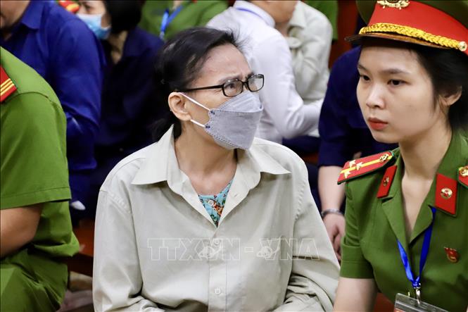 Vụ Vũ Hoàng Oanh cùng đồng phạm Tuyên tử hình 27 bị cáo