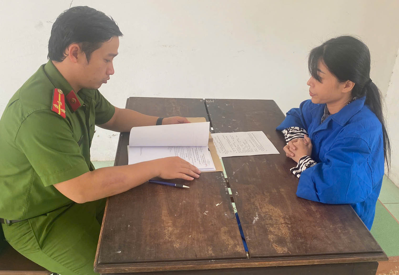 Bài trừ tệ nạn “đỏ, đen” dịp cuối năm