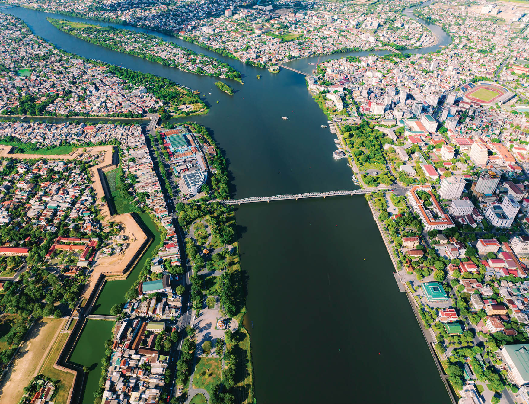 Tận dụng cơ hội  vượt qua thách thức