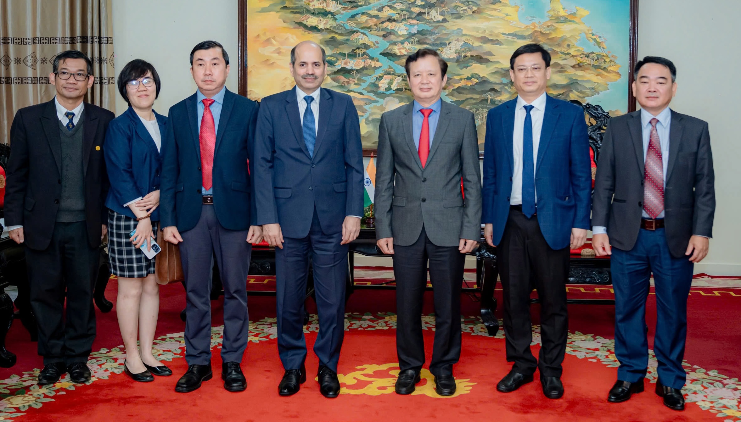 Bí thư Thành ủy Lê Trường Lưu tiếp và làm việc với Đại sứ Ấn Độ tại Việt Nam