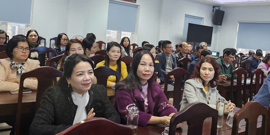 Quan tâm đời sống đoàn viên, thúc đẩy thi đua sáng tạo