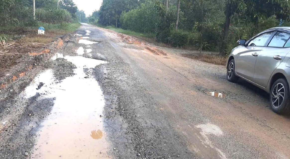 Phong Điền Nhiều tuyến đường hư hỏng, xuống cấp
