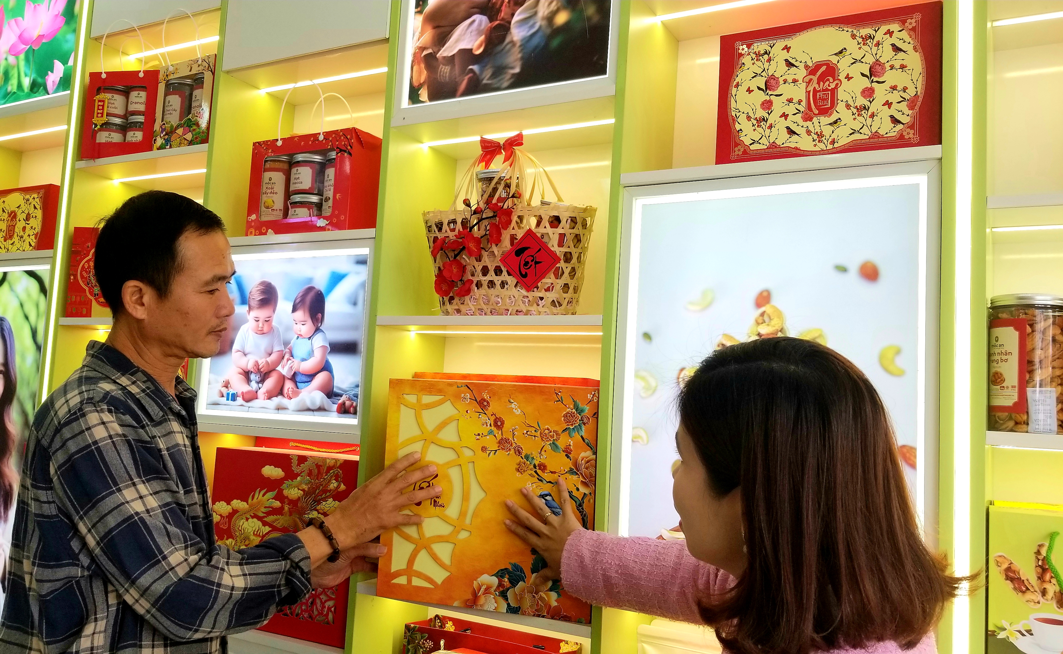 Quà tết tặng người thân